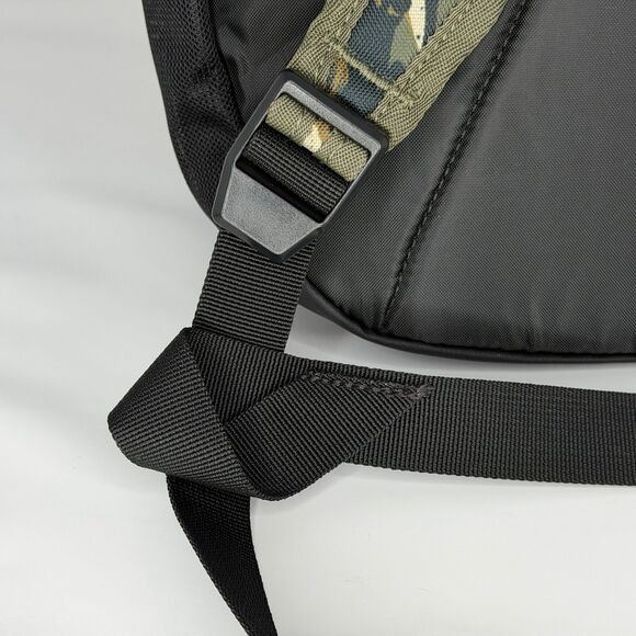 Under Armour UA Storm Hustle Sport Backpack 15" Laptop Marine OD Green Camo NEW - Picture 9 of 14